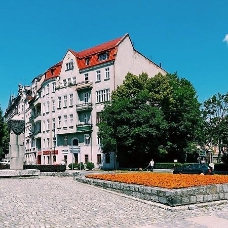 Noclegi Comfort - Self Check-In 24H Swidnica  Bagian luar foto