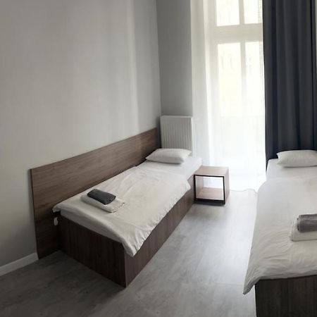 Noclegi Comfort - Self Check-In 24H Swidnica  Bagian luar foto