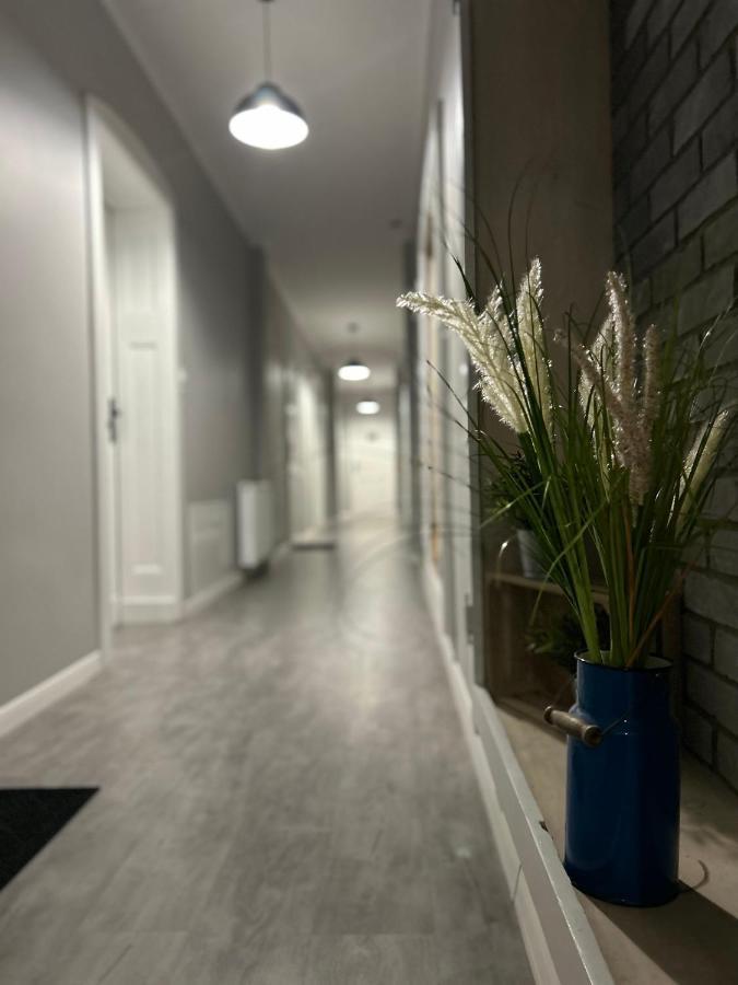 Noclegi Comfort - Self Check-In 24H Swidnica  Bagian luar foto