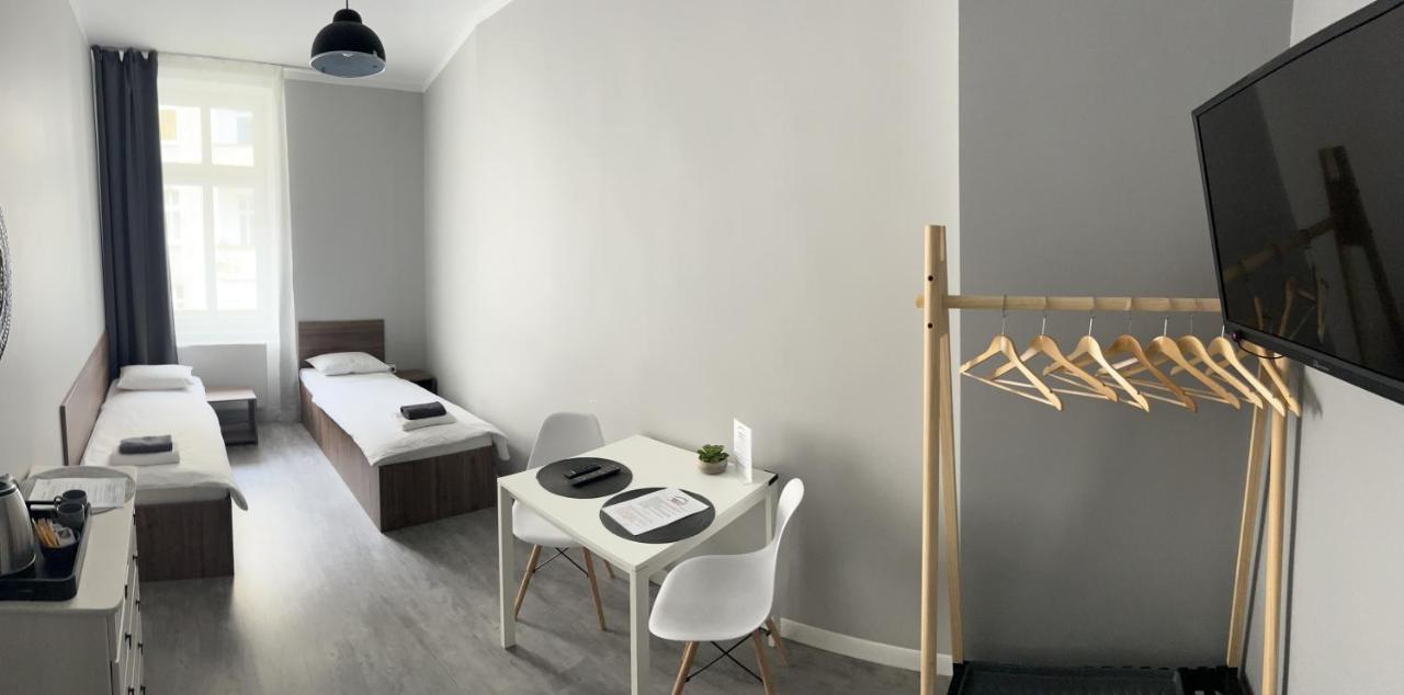 Noclegi Comfort - Self Check-In 24H Swidnica  Bagian luar foto